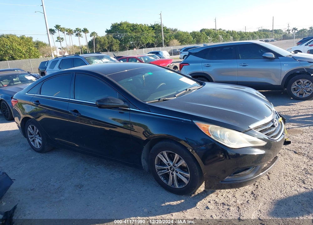 2013 HYUNDAI SONATA GLS VIN: 5NPEB4AC2DH766885
