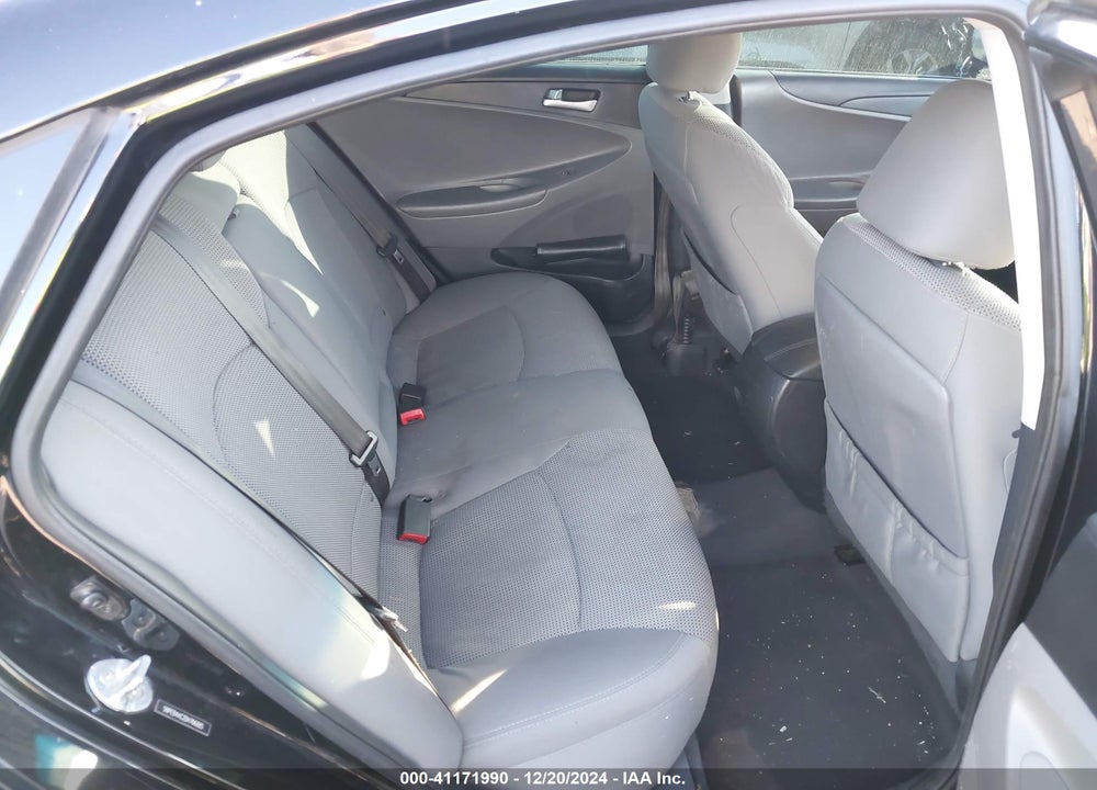 2013 HYUNDAI SONATA GLS VIN: 5NPEB4AC2DH766885