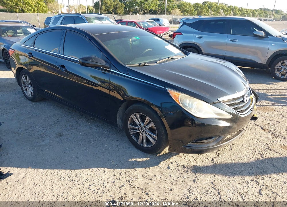 2013 HYUNDAI SONATA GLS VIN: 5NPEB4AC2DH766885