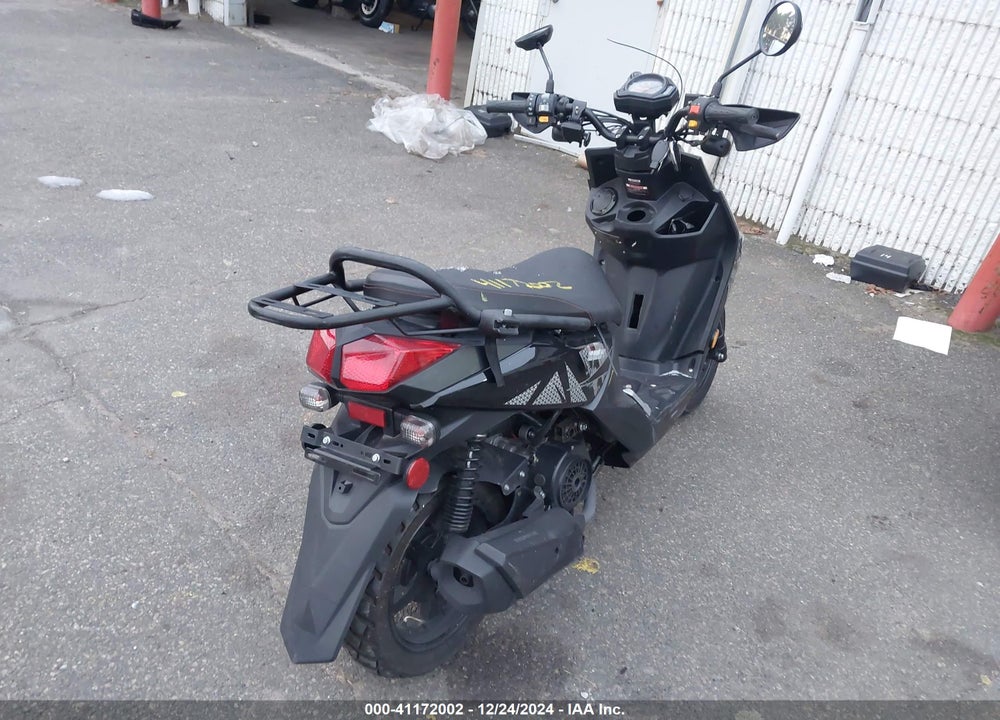 2023 YIBEN 8 SERIES VIN: LYDY8TKH1P1500210