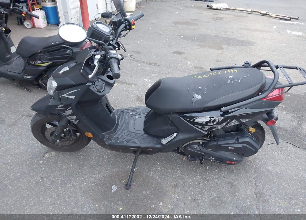 2023 YIBEN 8 SERIES VIN: LYDY8TKH1P1500210