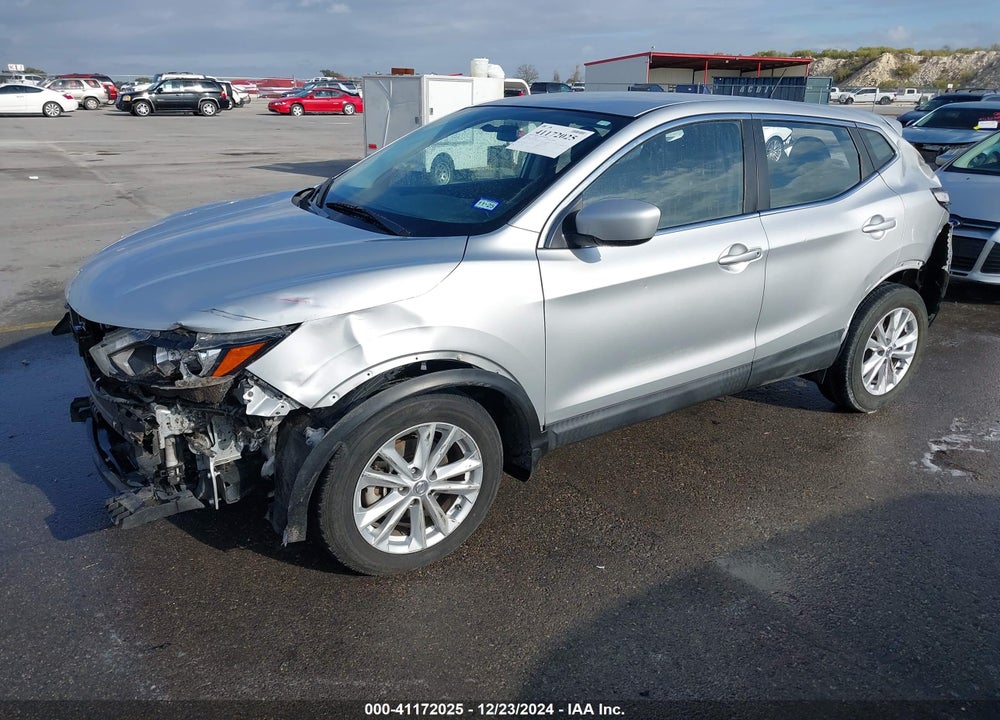 2018 NISSAN ROGUE SPORT S VIN: JN1BJ1CPXJW153460