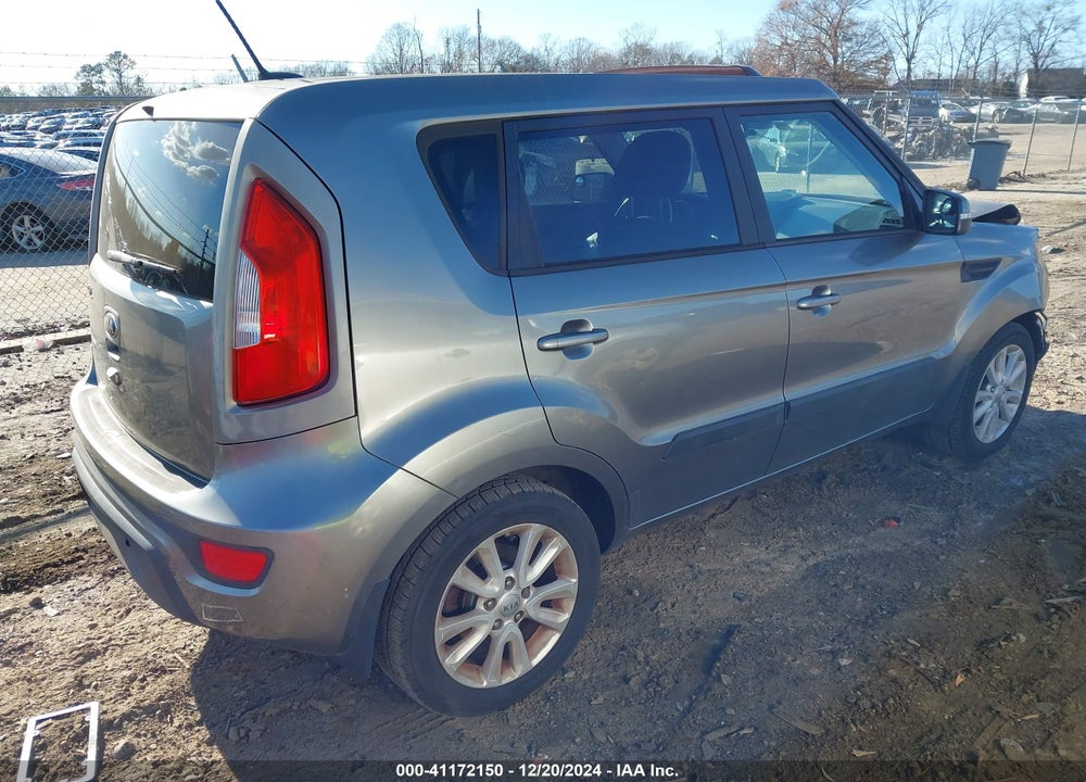 2013 KIA SOUL VIN: KNDJT2A62D7568631