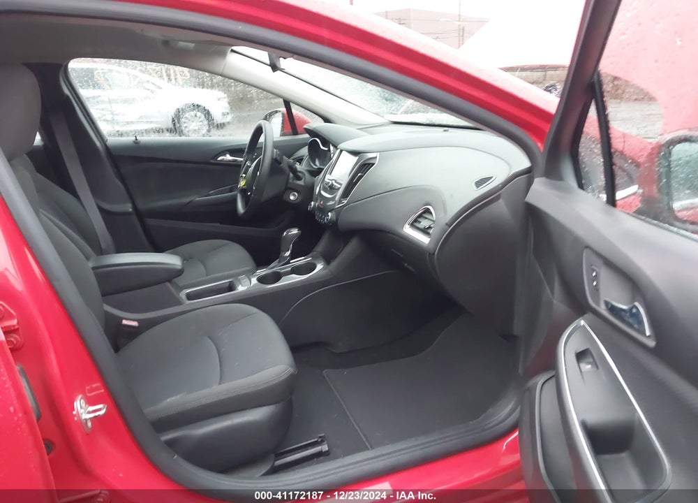 2017 CHEVROLET CRUZE VIN: 3G1BE6SM6HS614948