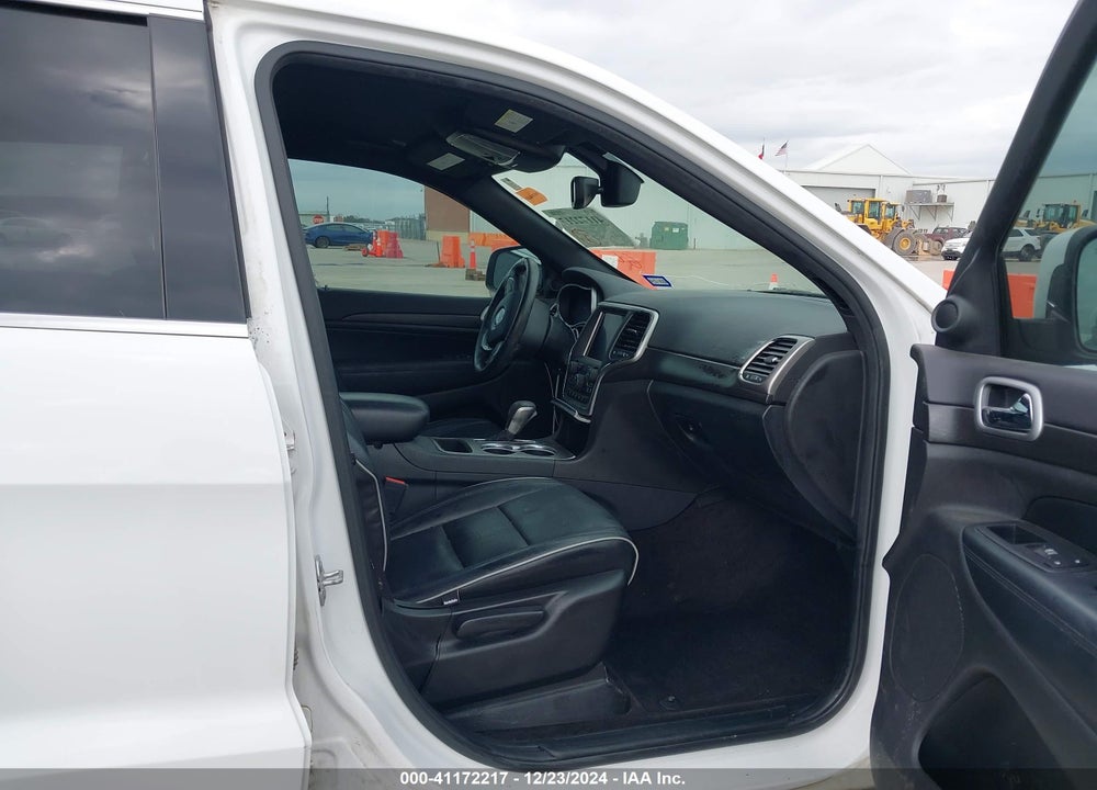 2018 JEEP GRAND CHEROKEE VIN: 1C4RJEAG1JC300756
