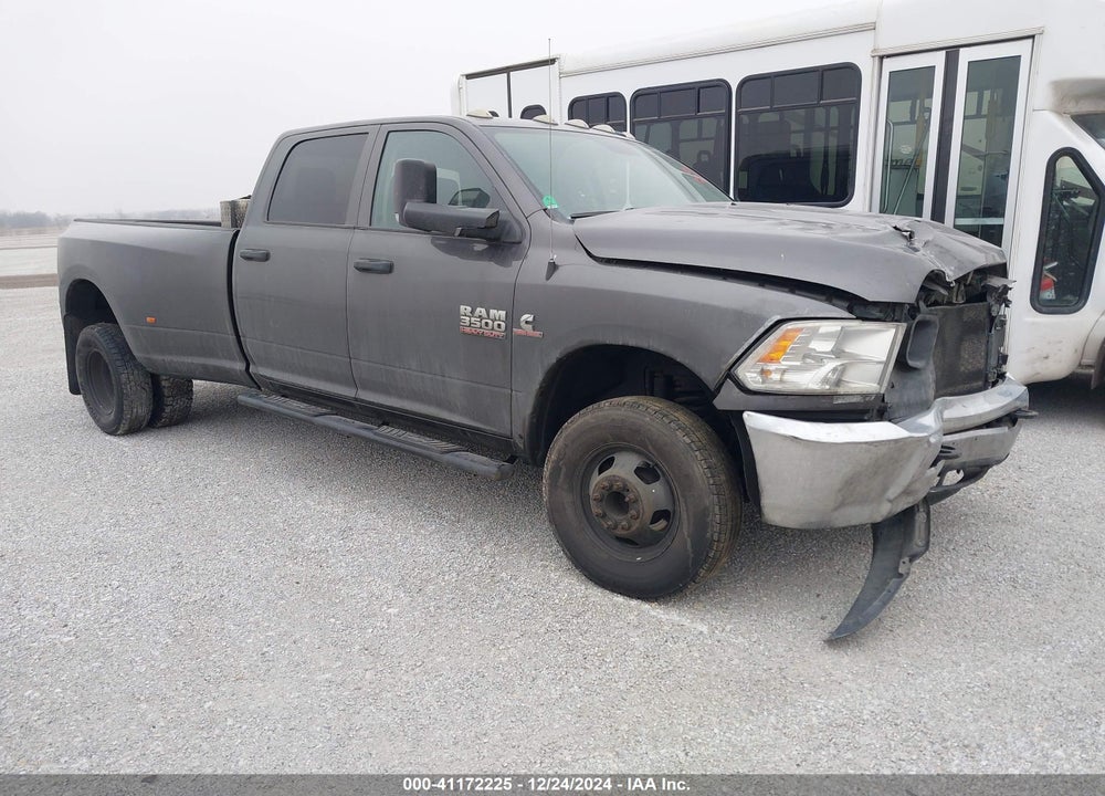 2017 RAM 3500 TRADESMAN  4X4 8' BOX VIN: 3C63RRGL1HG650395