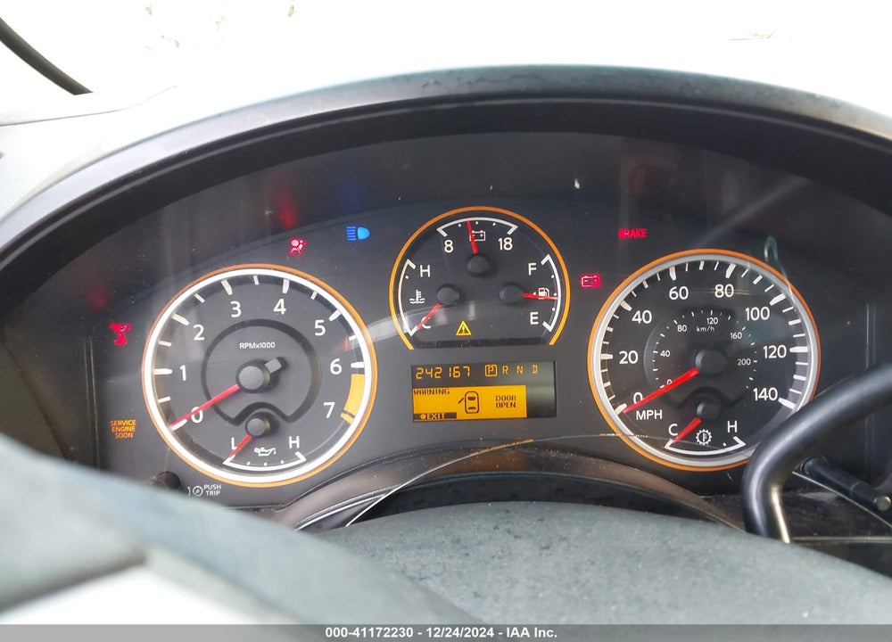 2011 NISSAN TITAN SV VIN: 1N6AA0EK1BN306140