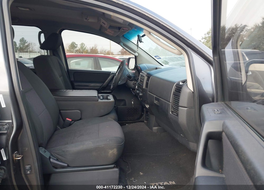 2011 NISSAN TITAN SV VIN: 1N6AA0EK1BN306140
