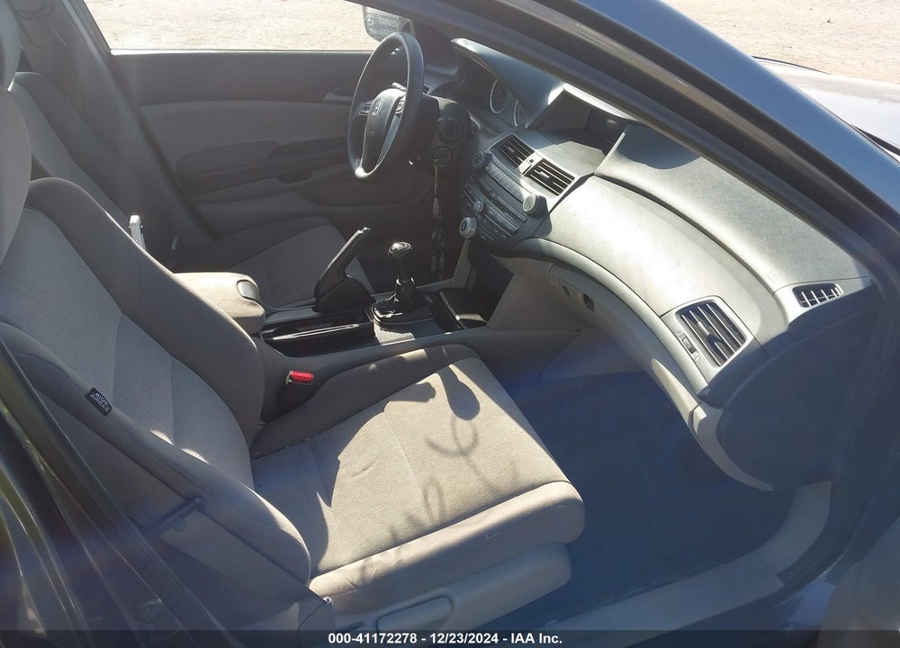 2010 HONDA ACCORD VIN: 1HGCP2E31AA035506
