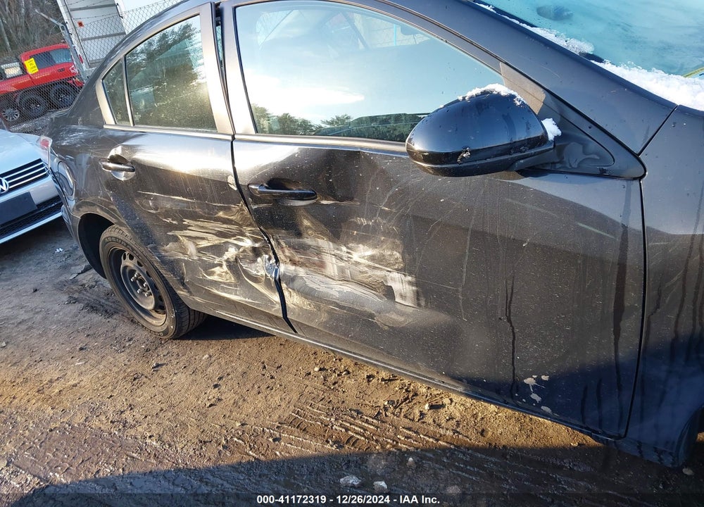 2013 MAZDA MAZDA3 VIN: JM1BL1TG0D1840536