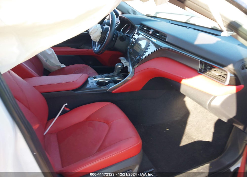 2019 TOYOTA CAMRY VIN: 4T1B61HK9KU296114