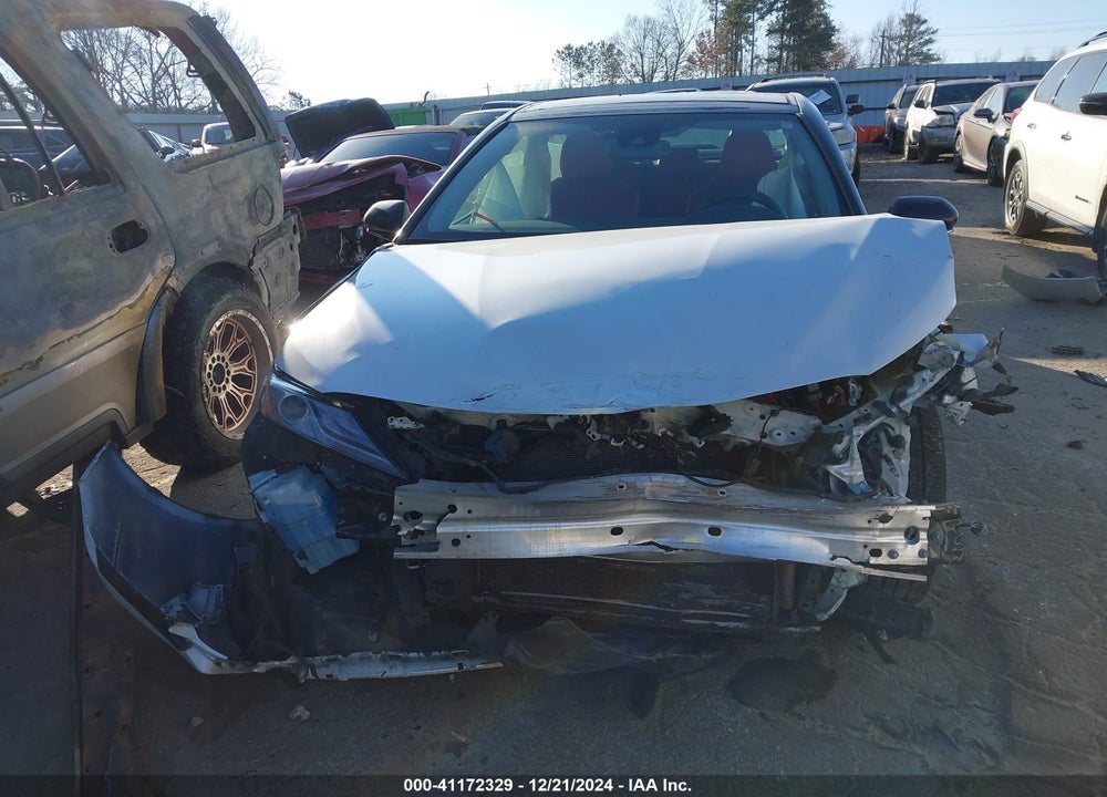 2019 TOYOTA CAMRY VIN: 4T1B61HK9KU296114
