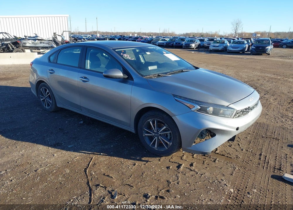 2023 KIA FORTE LXS VIN: 3KPF24AD1PE608172