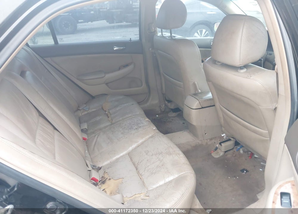 2004 HONDA ACCORD 2.4 EX VIN: 1HGCM56804A056646