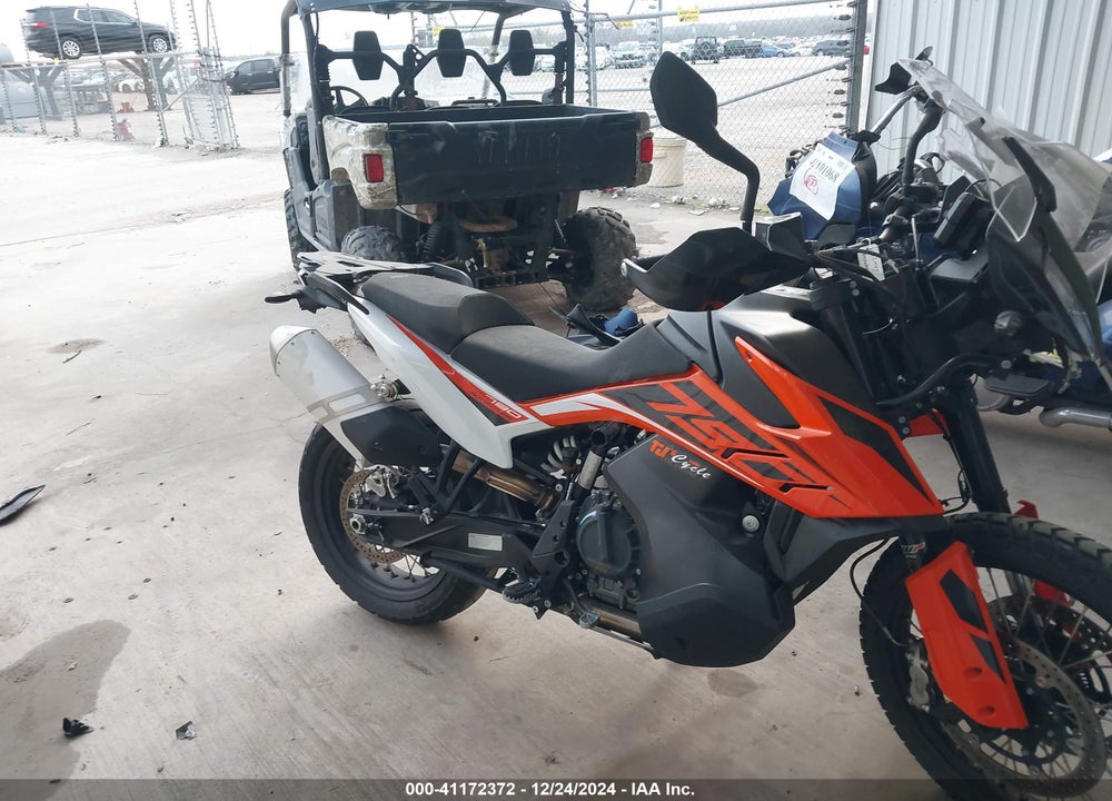 2019 KTM 790 ADVENTURE VIN: VBKTS3409KM764538