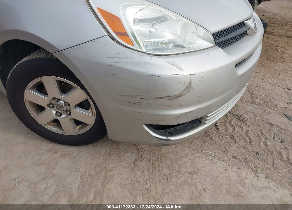 2004 TOYOTA SIENNA LE VIN: 5TDZA23C74S018732