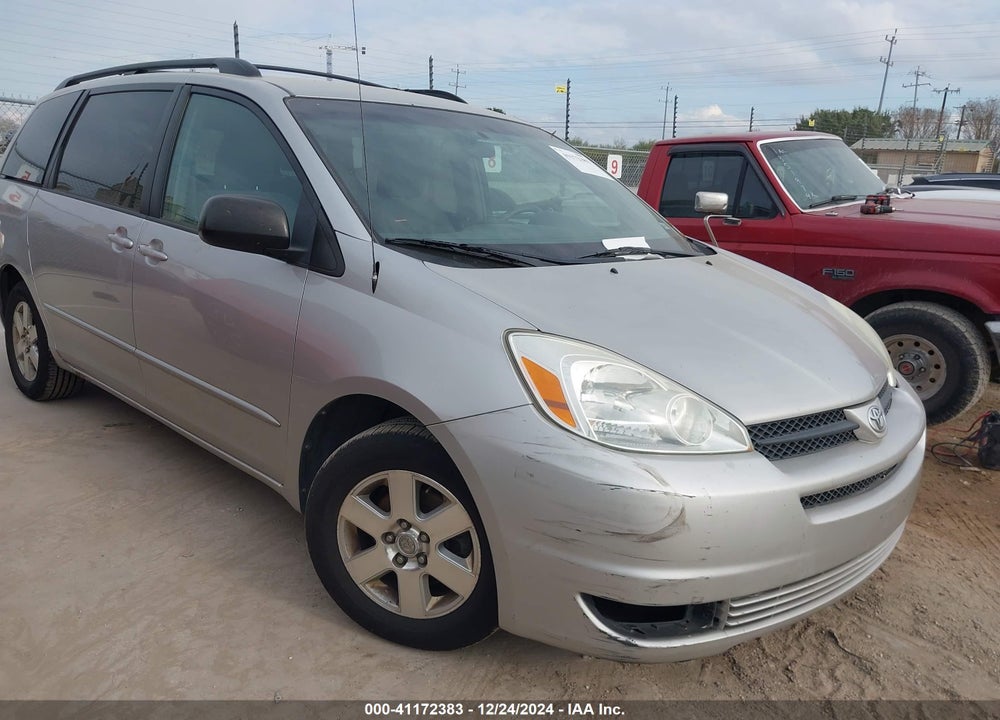 2004 TOYOTA SIENNA LE VIN: 5TDZA23C74S018732