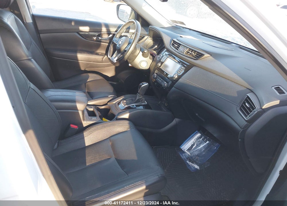2017 NISSAN ROGUE SL VIN: JN8AT2MV8HW258115