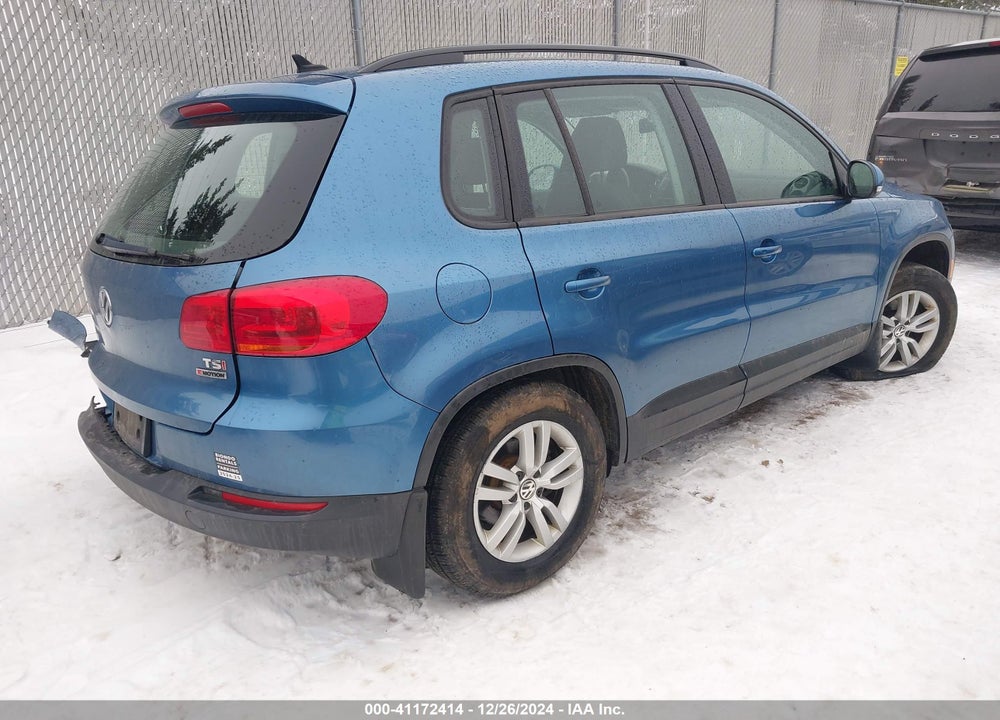 2017 VOLKSWAGEN TIGUAN 2.0T/2.0T S VIN: WVGBV7AX0HK021165