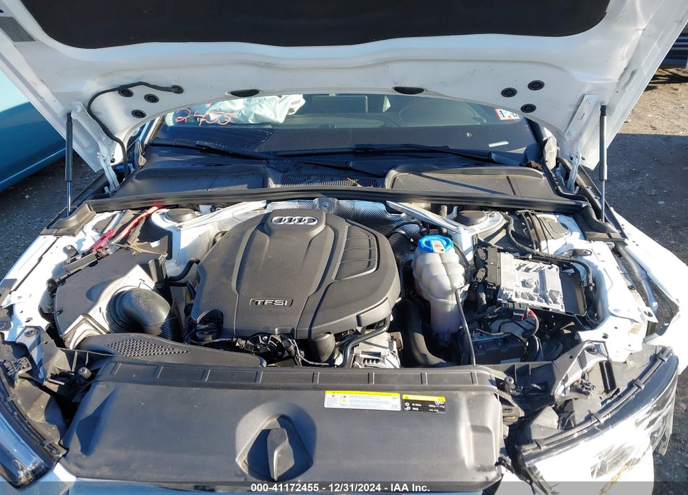 2017 AUDI A4 2.0T PREMIUM VIN: WAUANAF44HN007373