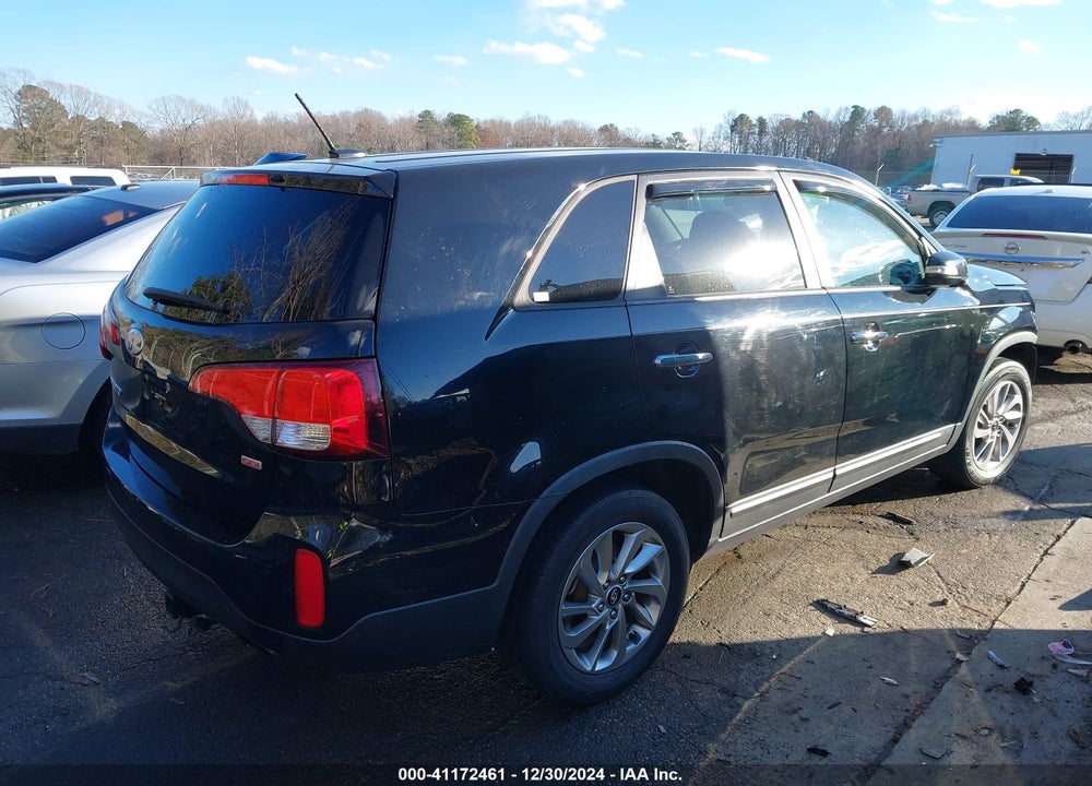 2014 KIA SORENTO LX VIN: 5XYKT3A6XEG522415