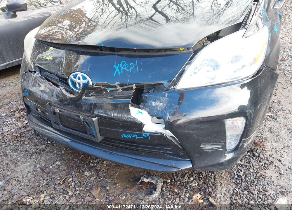2014 TOYOTA PRIUS TWO VIN: JTDKN3DU6E1748133