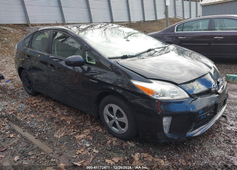 2014 TOYOTA PRIUS TWO VIN: JTDKN3DU6E1748133