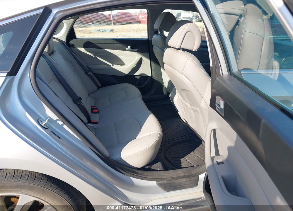 2015 HYUNDAI SONATA VIN: 5NPE34AFXFH138308