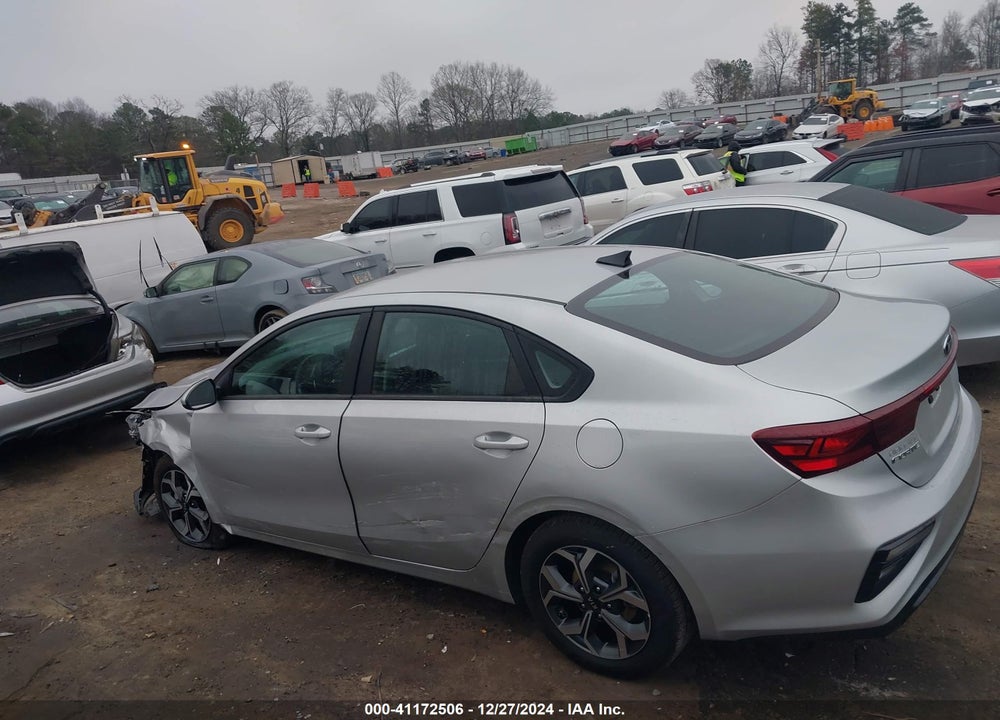 2021 KIA FORTE VIN: 3KPF24AD5ME329772