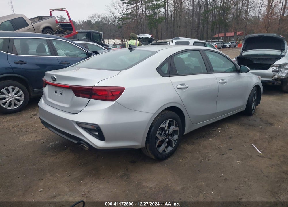 2021 KIA FORTE VIN: 3KPF24AD5ME329772