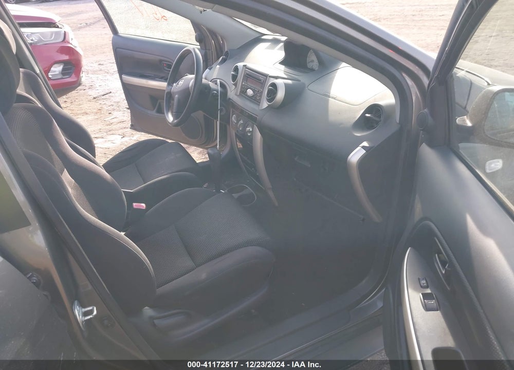 2005 SCION XA VIN: JTKKT624850091215