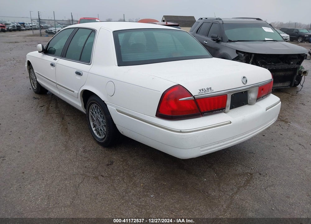 2002 MERCURY GRAND MARQUIS GS VIN: 2MEFM74W82X611466