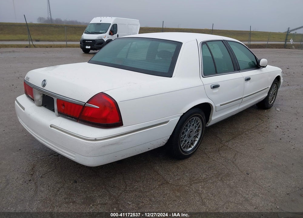 2002 MERCURY GRAND MARQUIS GS VIN: 2MEFM74W82X611466