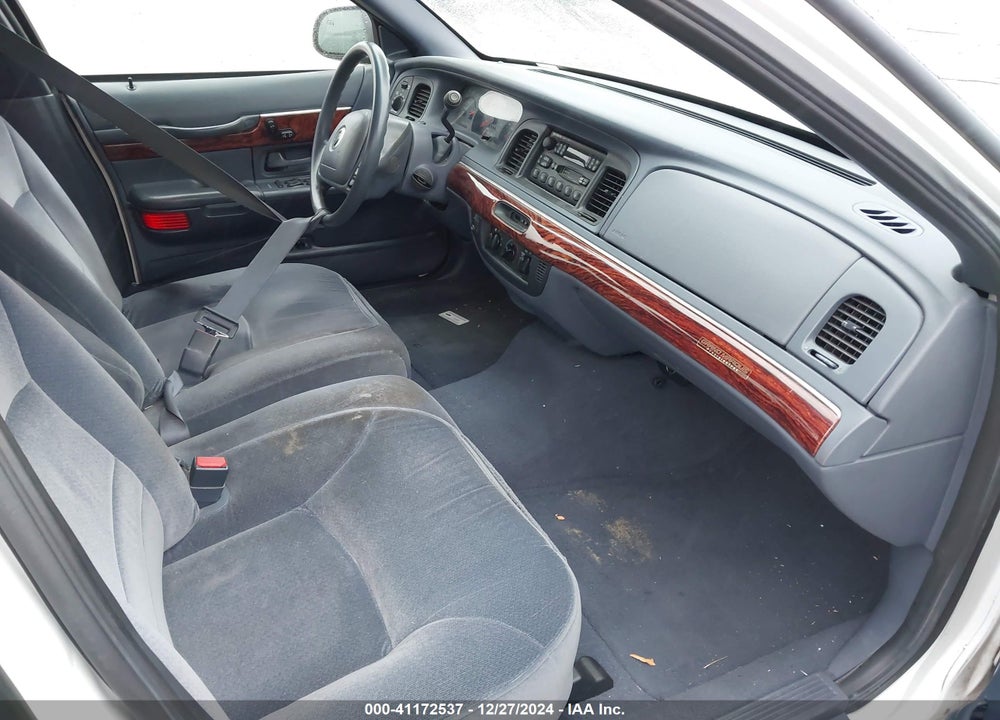 2002 MERCURY GRAND MARQUIS GS VIN: 2MEFM74W82X611466