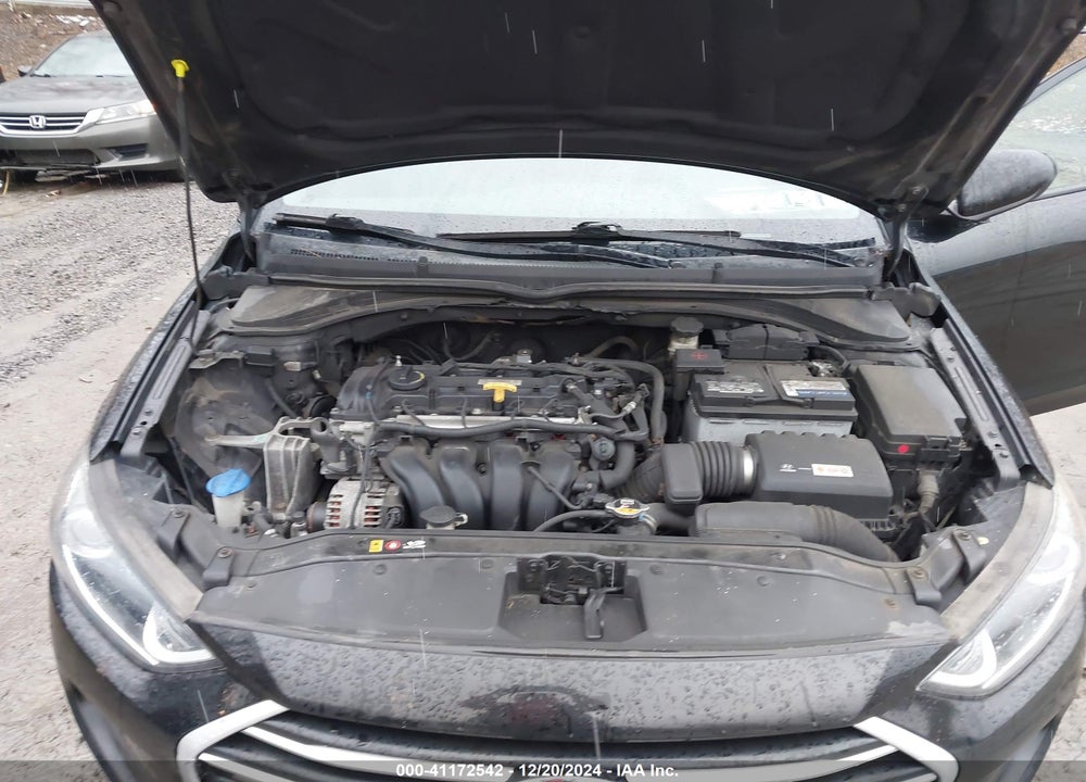 2017 HYUNDAI ELANTRA SE VIN: 5NPD84LF9HH065445