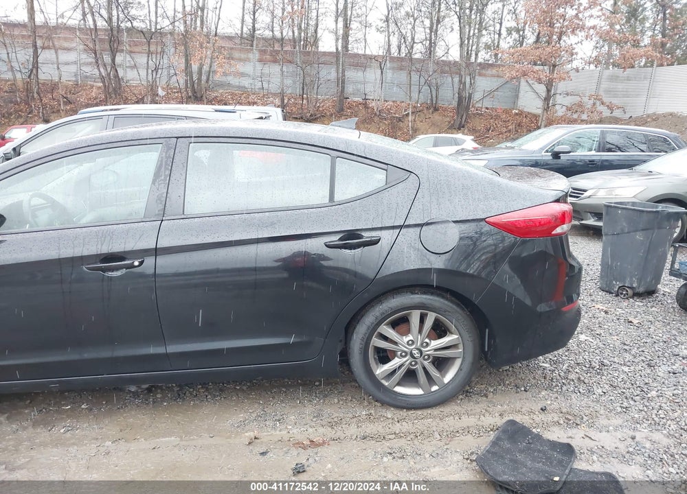 2017 HYUNDAI ELANTRA SE VIN: 5NPD84LF9HH065445