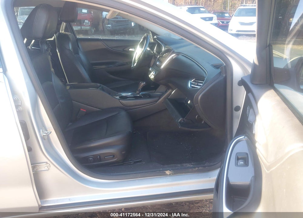 2018 CHEVROLET MALIBU VIN: 1G1ZD5ST9JF135243