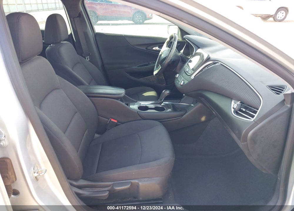 2018 CHEVROLET MALIBU VIN: 1G1ZD5STXJF129810