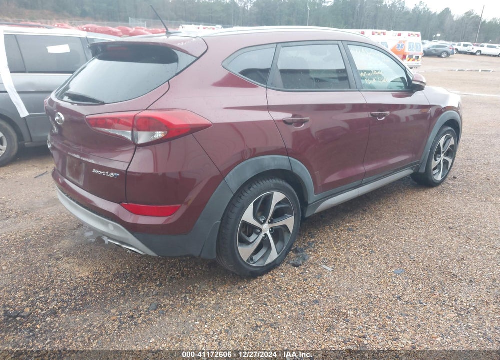 2017 HYUNDAI TUCSON SPORT VIN: KM8J33A26HU356126
