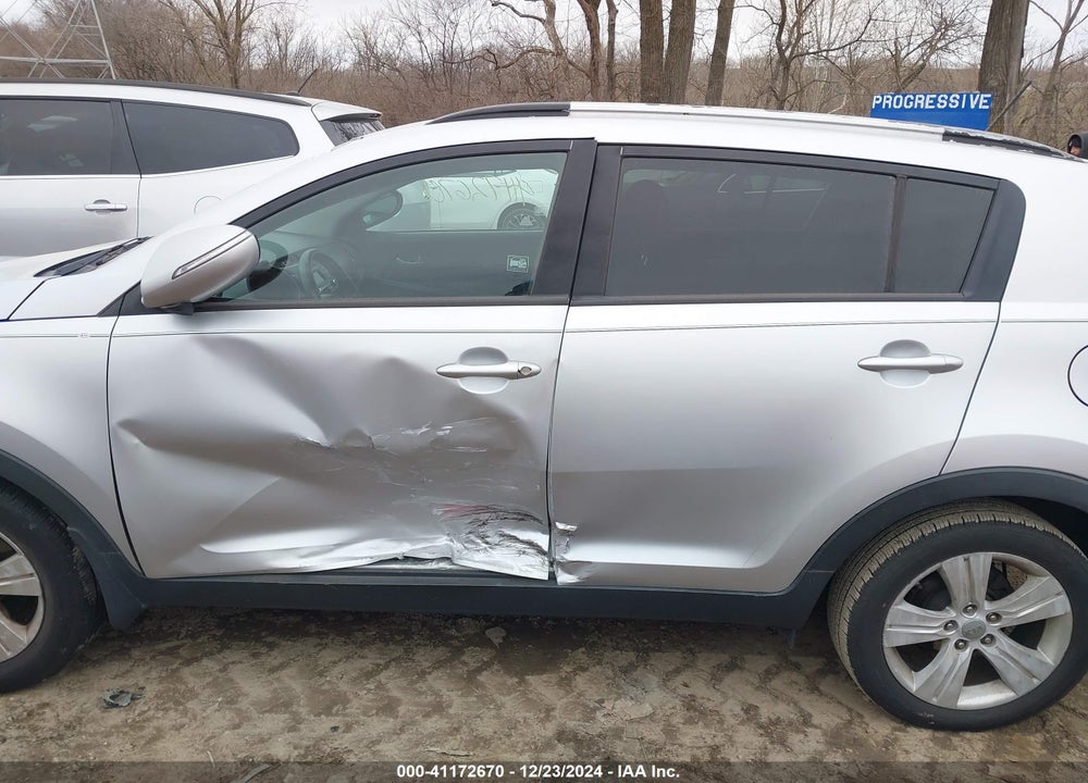 2012 KIA SPORTAGE VIN: KNDPB3A27C7224811