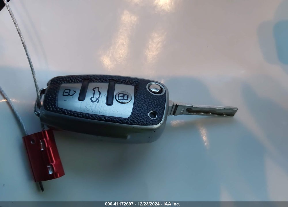 2005 AUDI A4 3.2 VIN: WAUDG68E85A443592