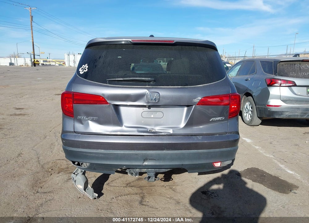 2017 HONDA PILOT EX-L VIN: 5FNYF6H65HB088862