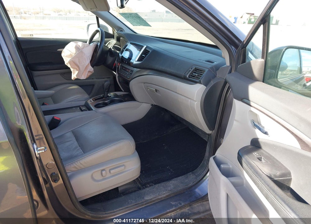 2017 HONDA PILOT EX-L VIN: 5FNYF6H65HB088862