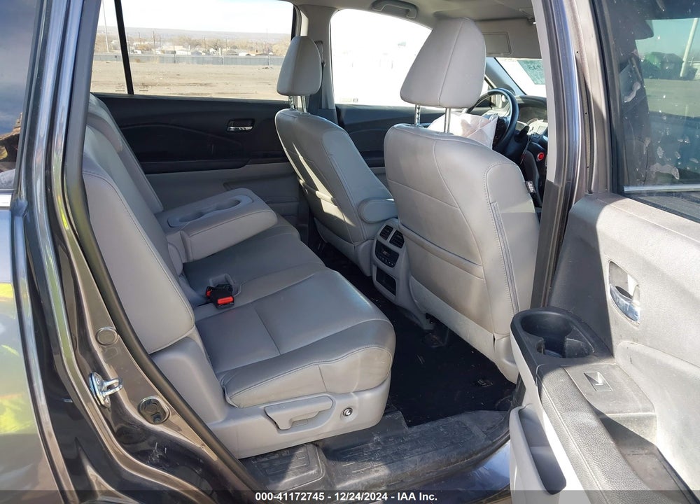 2017 HONDA PILOT EX-L VIN: 5FNYF6H65HB088862