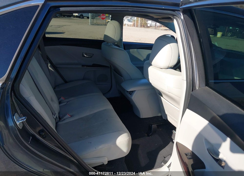 2010 TOYOTA VENZA VIN: 4T3ZA3BB4AU028689