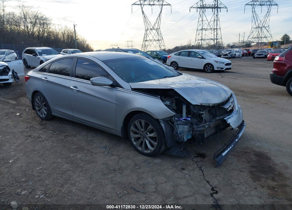 2013 HYUNDAI SONATA SE VIN: 5NPEC4AC1DH546439