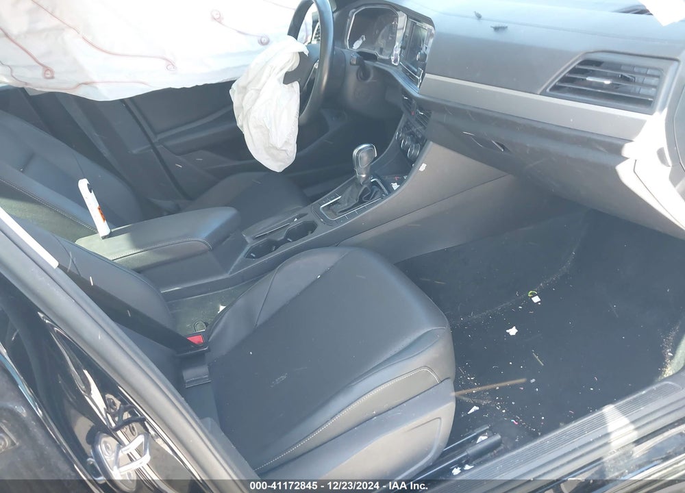 2019 VOLKSWAGEN JETTA VIN: 3VWCB7BU4KM158399