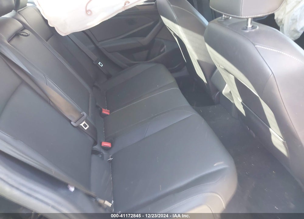 2019 VOLKSWAGEN JETTA VIN: 3VWCB7BU4KM158399