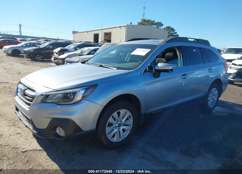 2018 SUBARU OUTBACK 2.5I PREMIUM VIN: 4S4BSADC3J3396000