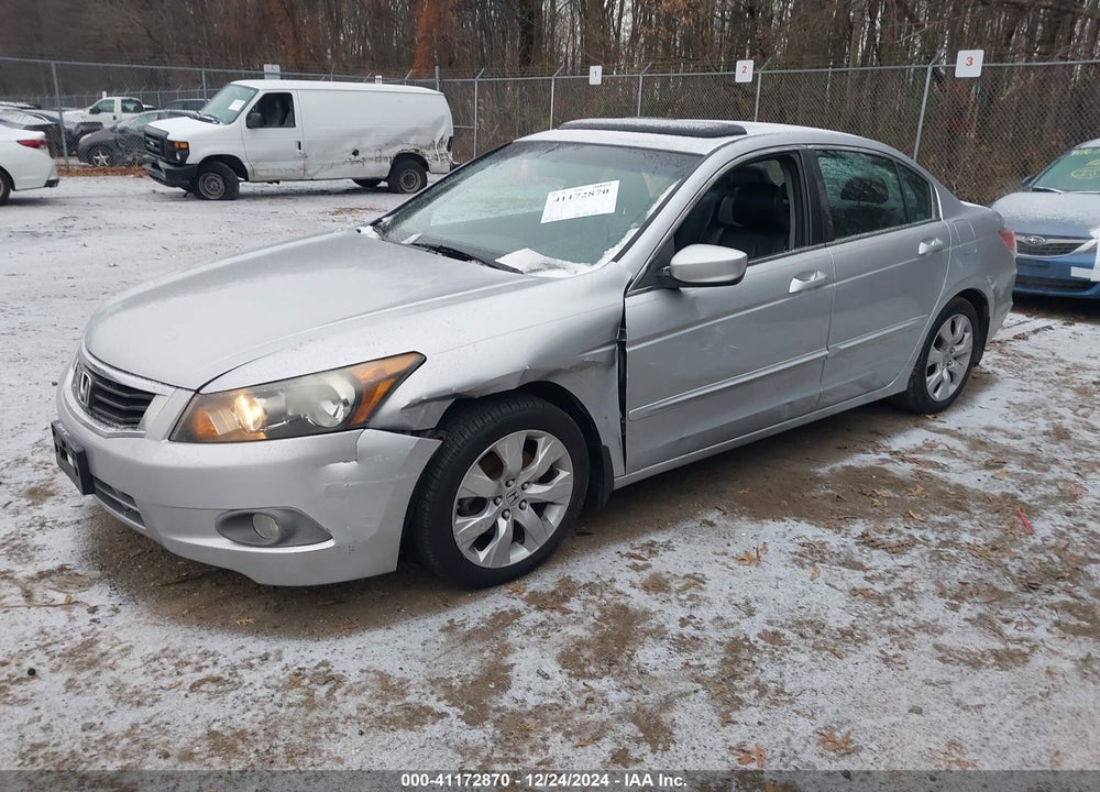 2008 HONDA ACCORD VIN: 1HGCP26888A094282
